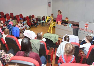 Predstavljena žirafa Suli