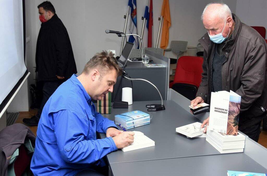 Svestrani Međimurac Siniša Golub gostovao u našoj knjižnici